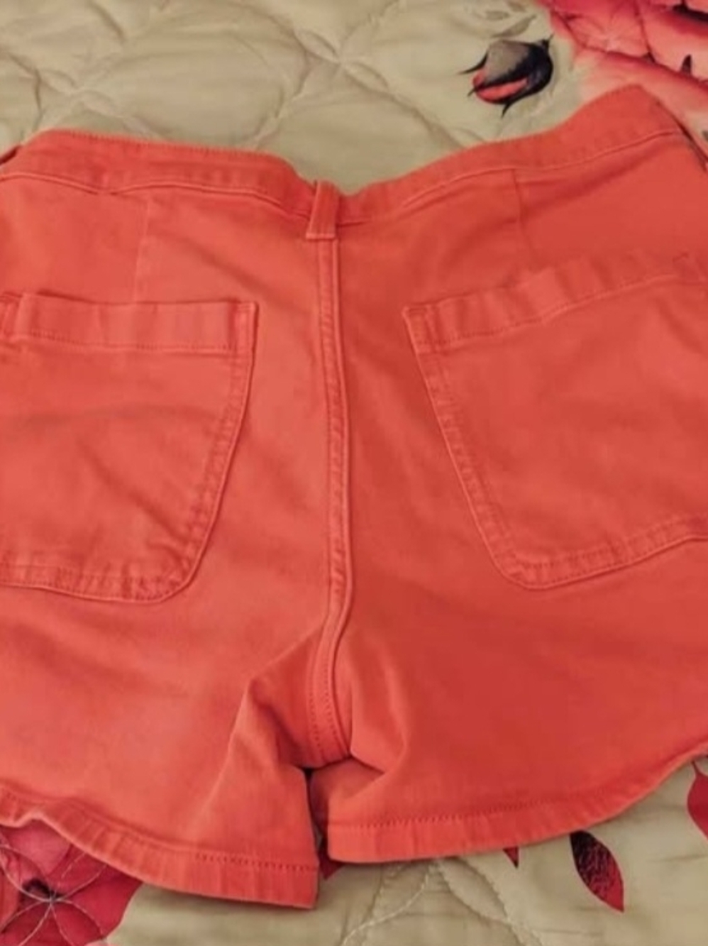 Universal Thread High-Waist Coral Shorts - Picture 3 of 5